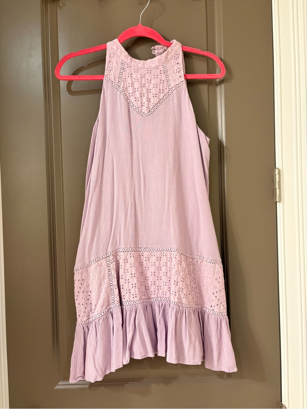 Sleeveless Eyelet Trim Lavender Dress